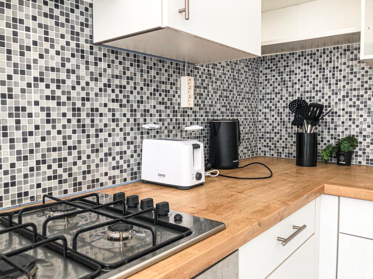 Commodious 2Br Apt. Near Akh-Perfect For Groups Vienna Exterior photo